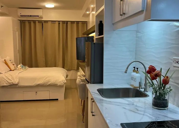 Cq House Luxe With Pool View Near Moa & Airport Апартаменты *