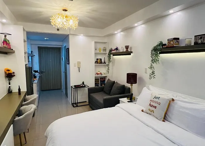 Cq House Luxe With Pool View Near Moa & Airport شقة