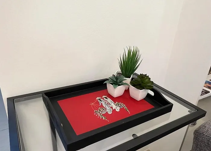 Апартаменты Cq House Luxe With Pool View Near Moa & Airport Манила