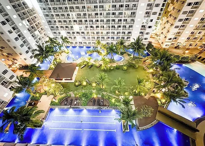 Cq House Luxe With Pool View Near Moa & Airport Манила